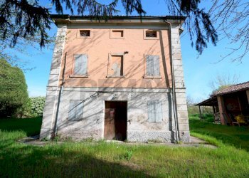 Casale Strada Nazionale Per Carpi Nord, 1260 
 Lesignana, Modena (zona Lesignana) - foto 7