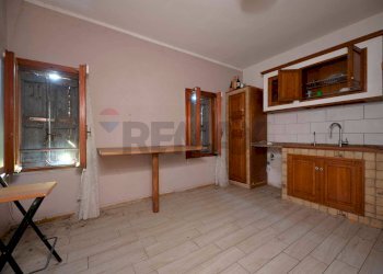 Casale Strada Nazionale Per Carpi Nord, 1260 
 Lesignana, Modena (zona Lesignana) - foto 35