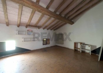 Casale Strada Nazionale Per Carpi Nord, 1260 
 Lesignana, Modena (zona Lesignana) - foto 39