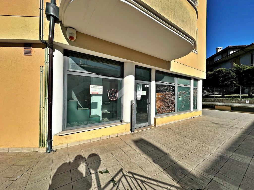 Negozio via roma, Tavullia - foto 1