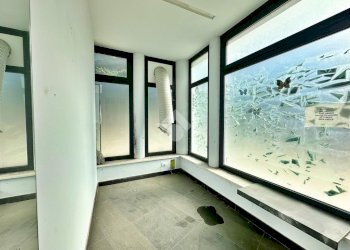 Negozio via roma, Tavullia - foto 15