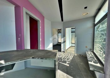 Negozio via roma, Tavullia - foto 19