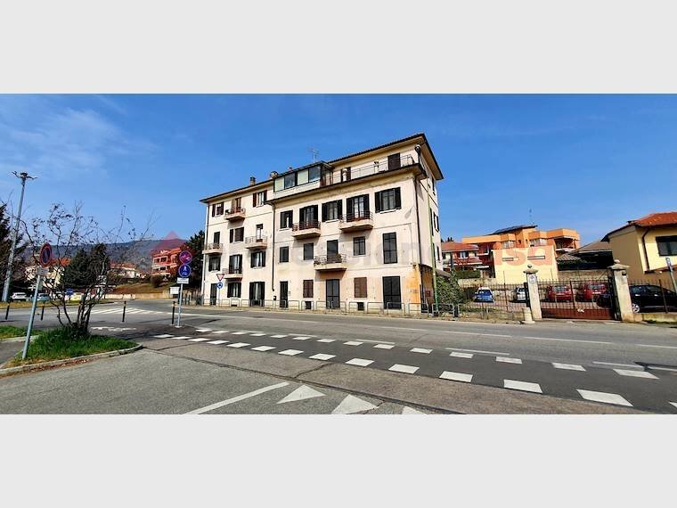 Bilocale Via Nazionale, 62, Pinerolo - foto 1