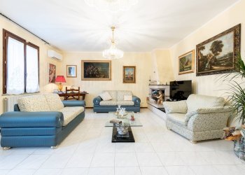 Foto 1 - Villa Vecchiano - photo 1