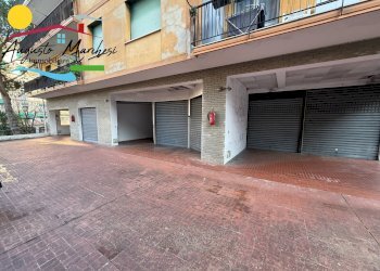 Foto 5 - Box VIA FILIPPO DA RECCO
 
1, Recco - foto 5