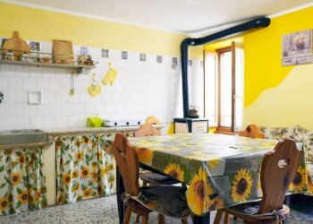 Foto 3 - Casa semi indipendente Piazza Santi Gervasio e Protasio, Prelà - foto 3