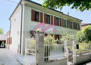 Foto 1 - Casa semi indipendente Via Matteotti, Castelmassa - foto 1