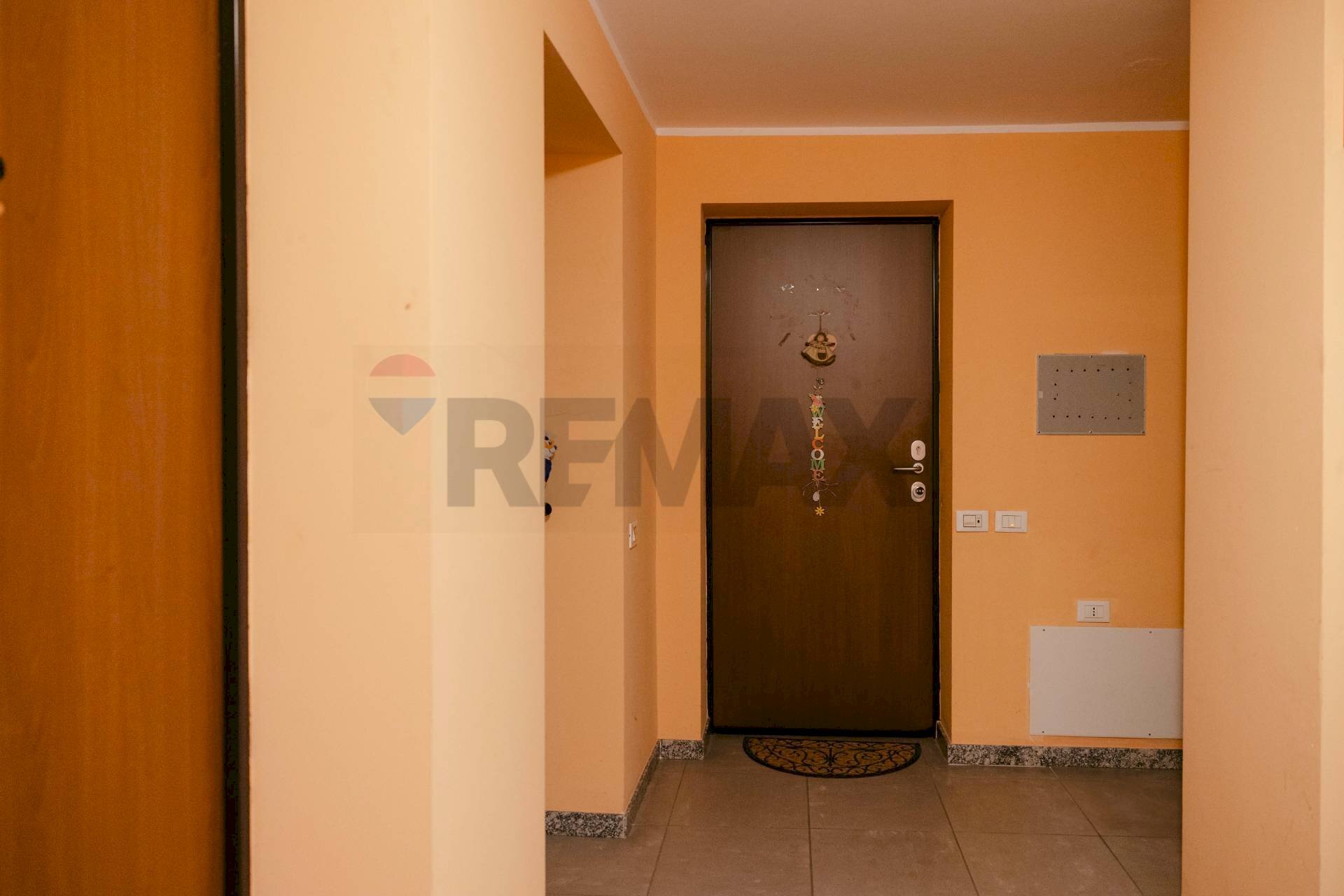 Hall / corridoio - Bilocale VIA ALEBBIO
 
11, Como - foto 1