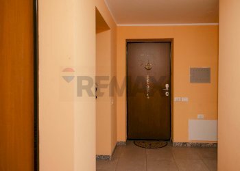 Hall / corridoio - Bilocale VIA ALEBBIO
 
11, Como - foto 1