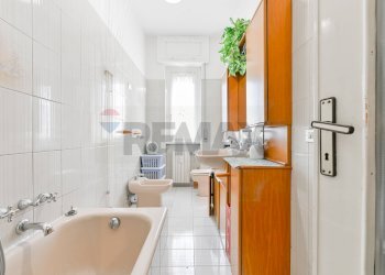 Bagno - Trilocale VIA MARCONI
 
20, Rho - foto 16