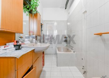 Bagno - Trilocale VIA MARCONI
 
20, Rho - foto 17