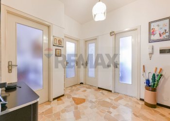 Hall / corridoio - Trilocale VIA MARCONI
 
20, Rho - foto 25