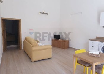 Sala da pranzo - Bilocale Strada Vicinale Torre di Mizzo
 
16, Bari - foto 20