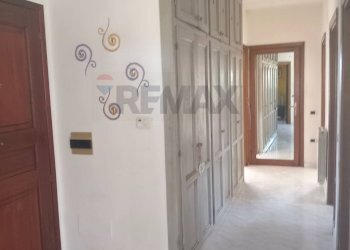 Hall / corridoio - Quadrilocale VIA MACERATA
 
12, Olbia - foto 3