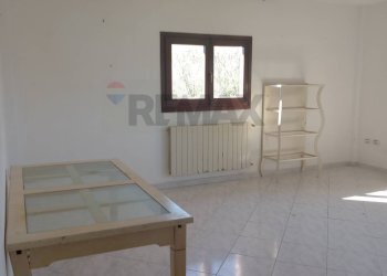 Camera / camera da letto - Quadrilocale VIA MACERATA
 
12, Olbia - foto 10