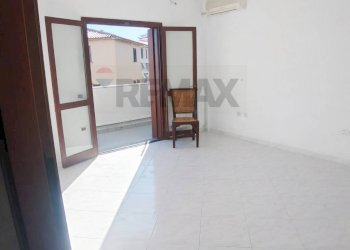 Stanza vuota - Quadrilocale VIA MACERATA
 
12, Olbia - foto 16