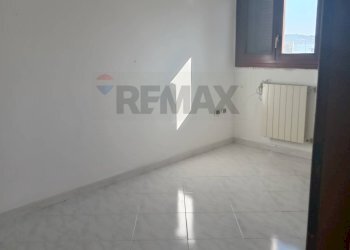 Stanza vuota - Quadrilocale VIA MACERATA
 
12, Olbia - foto 17