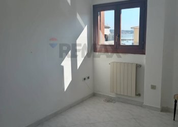 Stanza vuota - Quadrilocale VIA MACERATA
 
12, Olbia - foto 19