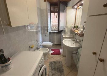 Bagno - Appartamento VIA MATTEOTTI
 
19, Castronno - foto 8