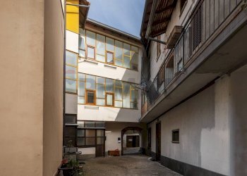 Edificio all\'aperto - Casa semi indipendente VIA MATTEOTTI
 
19, Castronno - foto 1