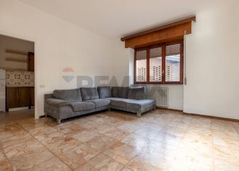 Soggiorno - Casa semi indipendente VIA MATTEOTTI
 
19, Castronno - foto 4