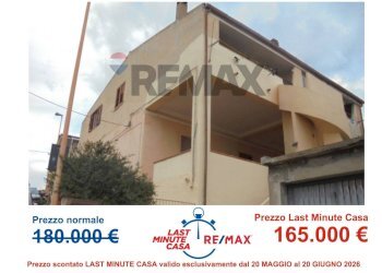 Edificio all\'aperto - Trilocale VIA G. CESARACCIO
 
12, La Maddalena - foto 1