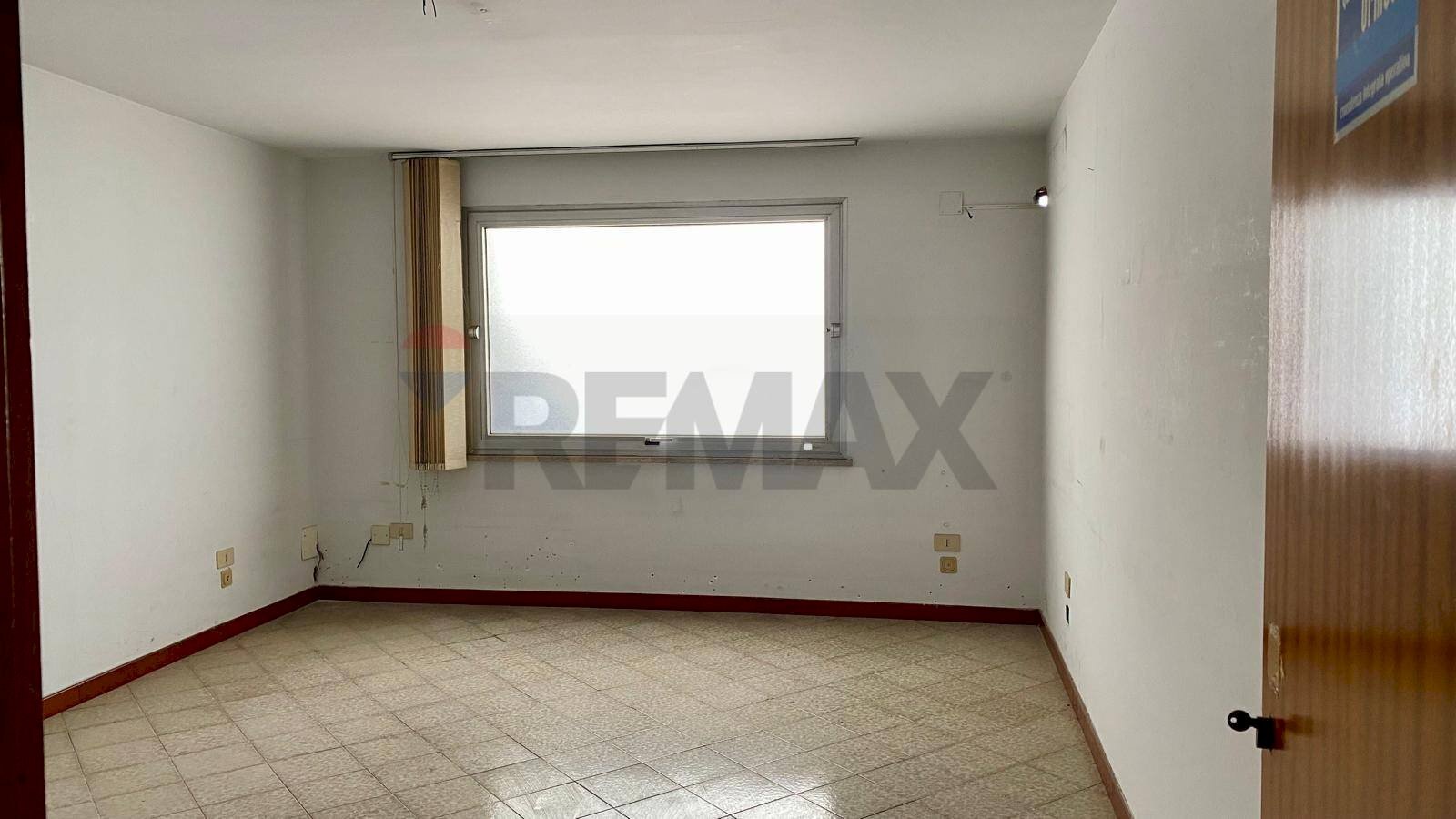 Stanza vuota - Ufficio Via Ausonia
 
34/A, Palermo - foto 3