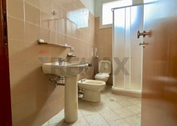 Bagno - Office Via Ausonia
 
34/A, Palermo - photo 5