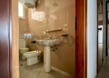 Bagno - Office Via Ausonia
 
34/A, Palermo - photo 15