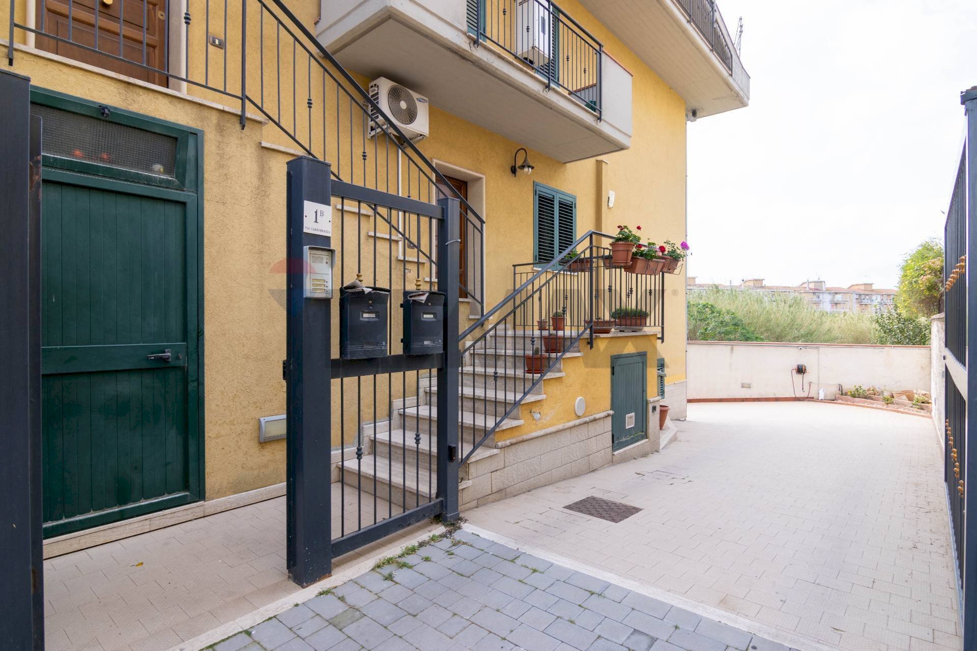 Terrazza - Casa indipendente Via Carrubbazza
 
1, Lentini - foto 3