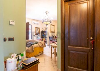 Hall / corridoio - Casa indipendente Via Carrubbazza
 
1, Lentini - foto 14