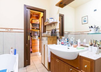 Bagno - Casa indipendente Via Carrubbazza
 
1, Lentini - foto 18