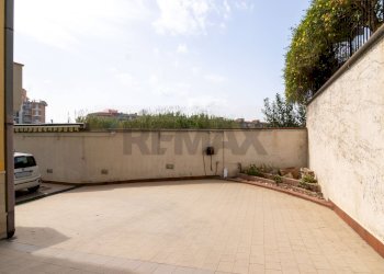 Terrazza - Casa indipendente Via Carrubbazza
 
1, Lentini - foto 61