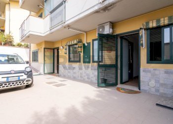 Terrazza - Casa indipendente Via Carrubbazza
 
1, Lentini - foto 68