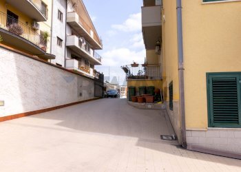 Edificio all\'aperto - Casa indipendente Via Carrubbazza
 
1, Lentini - foto 106