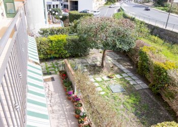 Giardino - Casa indipendente Via Carrubbazza
 
1, Lentini - foto 123