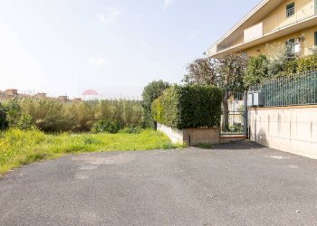 Giardino - Casa indipendente Via Carrubbazza
 
1, Lentini - foto 140