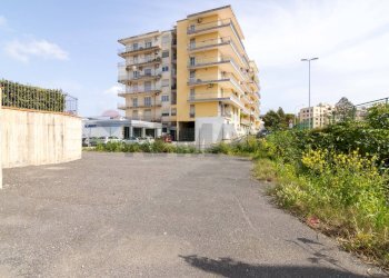 Edificio all\'aperto - Casa indipendente Via Carrubbazza
 
1, Lentini - foto 141