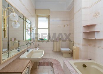 Bagno - Trilocale Via Luigi Pirandello
 
13, Tremestieri Etneo - foto 21