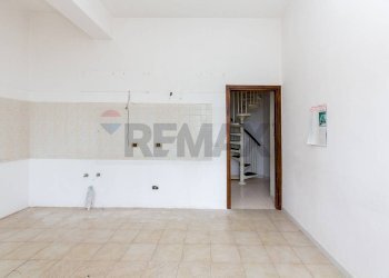 Stanza vuota - Trilocale Via Luigi Pirandello
 
13, Tremestieri Etneo - foto 25