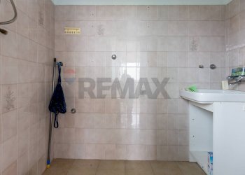 Bagno - Trilocale Via Luigi Pirandello
 
13, Tremestieri Etneo - foto 31