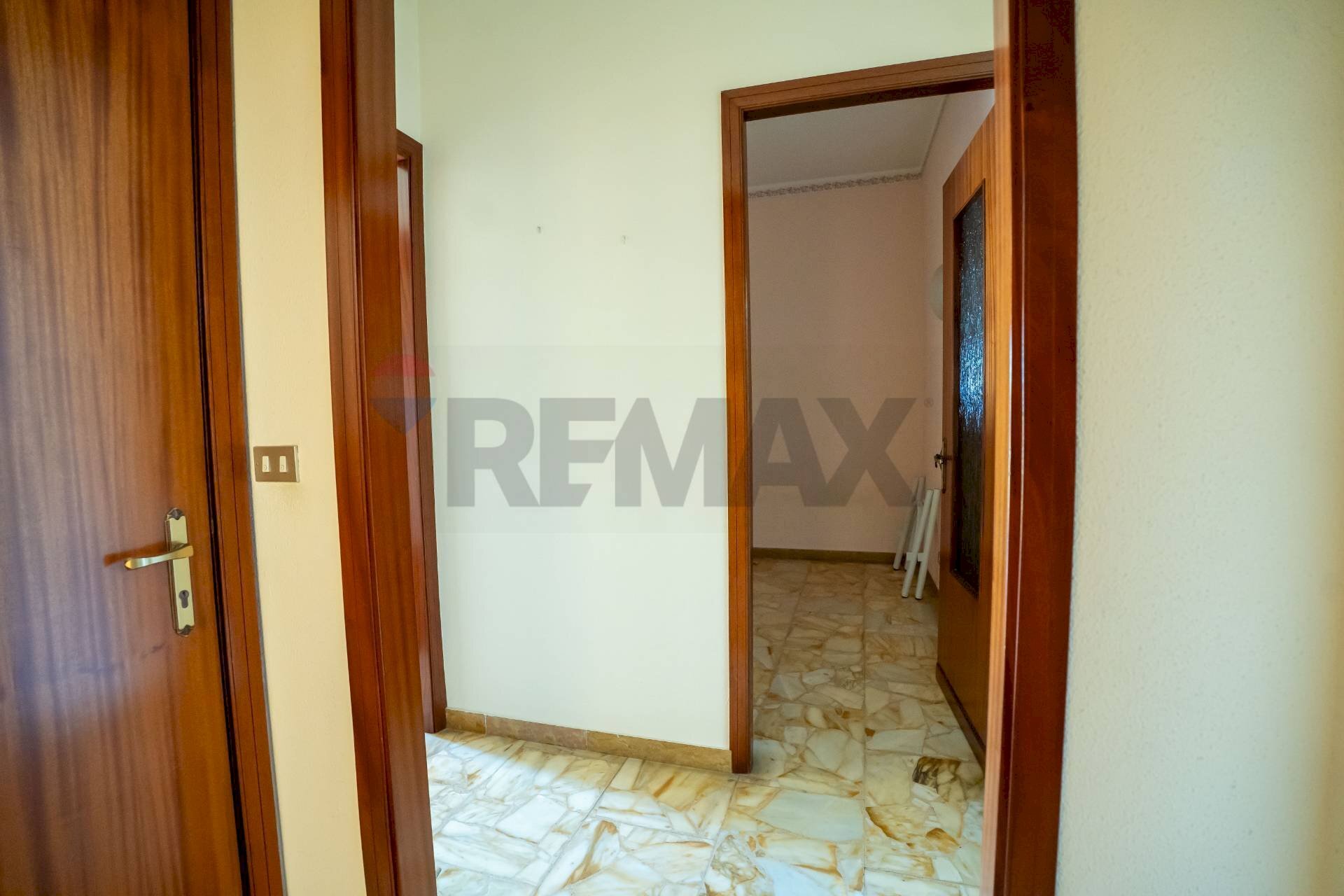 Hall / corridoio - Casa indipendente Via Brenta
 
27, Paterno - foto 3