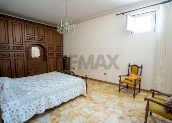 Camera / camera da letto - Casa indipendente Via Brenta
 
27, Paterno - foto 9