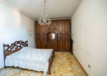 Camera / camera da letto - Casa indipendente Via Brenta
 
27, Paterno - foto 11