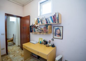 Camera / camera da letto - Casa indipendente Via Brenta
 
27, Paterno - foto 13