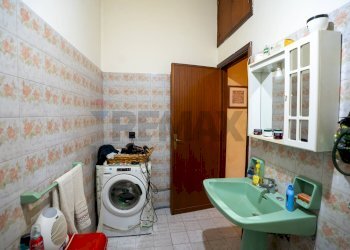 Bagno - Casa indipendente Via Brenta
 
27, Paterno - foto 31