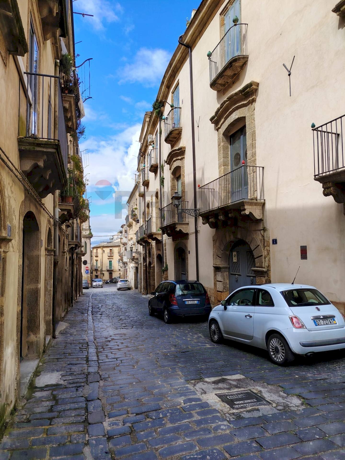 Edificio all\'aperto - Quadrilocale Via Romano
 
16, Caltagirone - foto 2