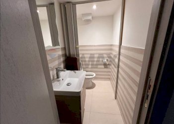 Bagno - Attività Commerciale Piazza Dante
 
6, Belpasso - foto 11