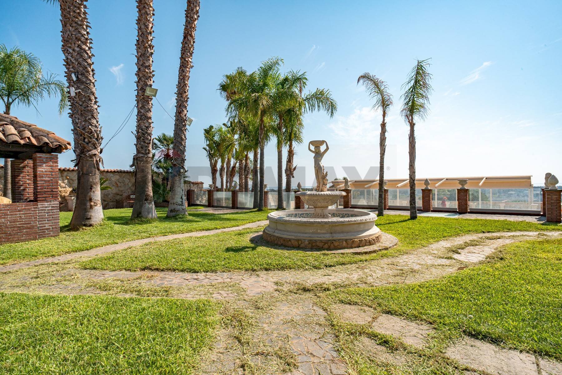 Giardino - Villa Via Della Fresia
 
16, Catania - foto 1