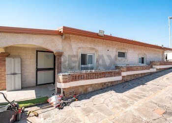 Casa all\'aperto - Villa Via Della Fresia
 
16, Catania - foto 7